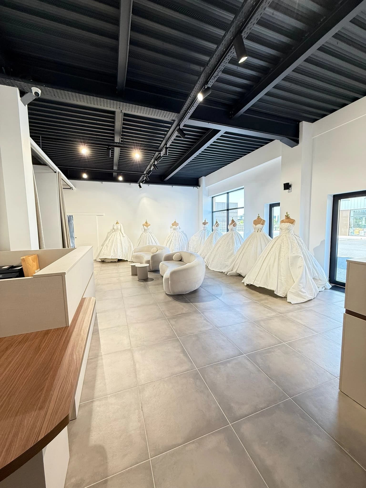 Essayage privé dans l'atelier Umel Couture