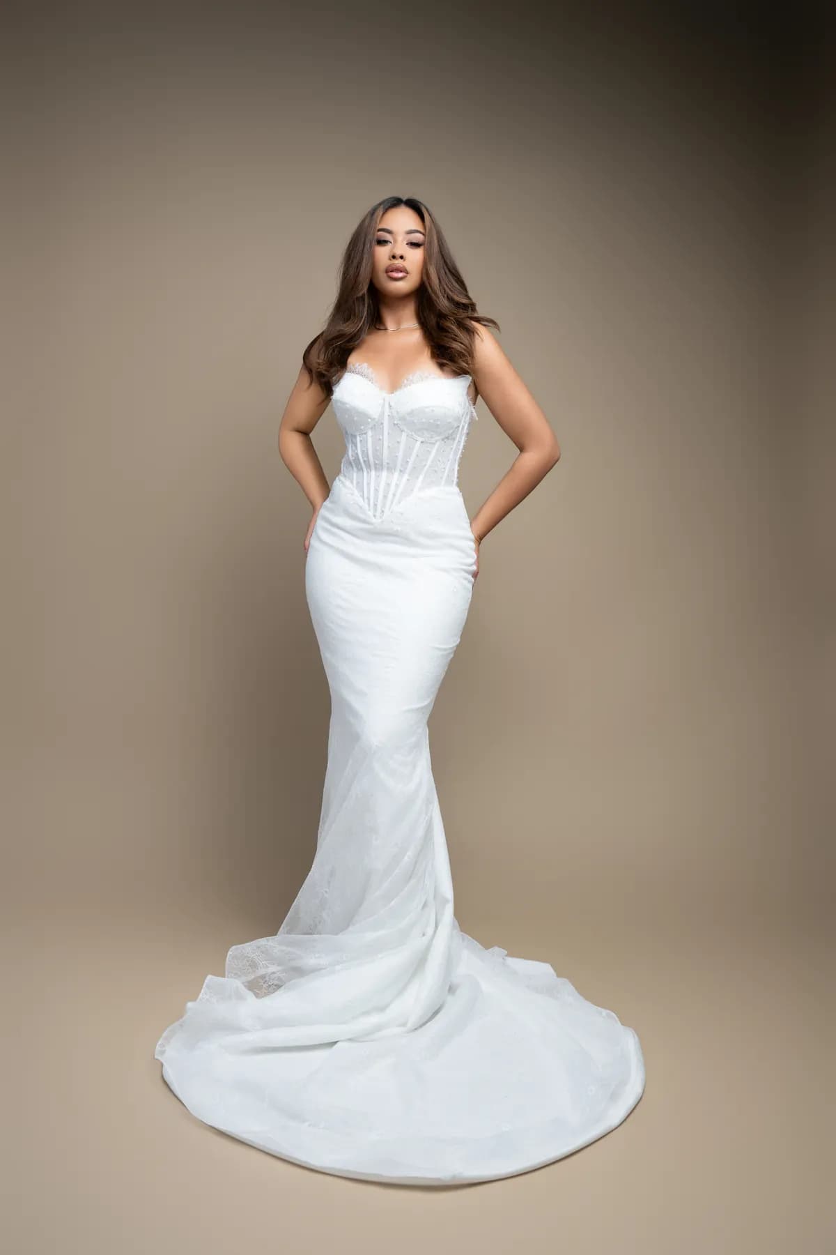 Robe sirène à corset, vue en pied